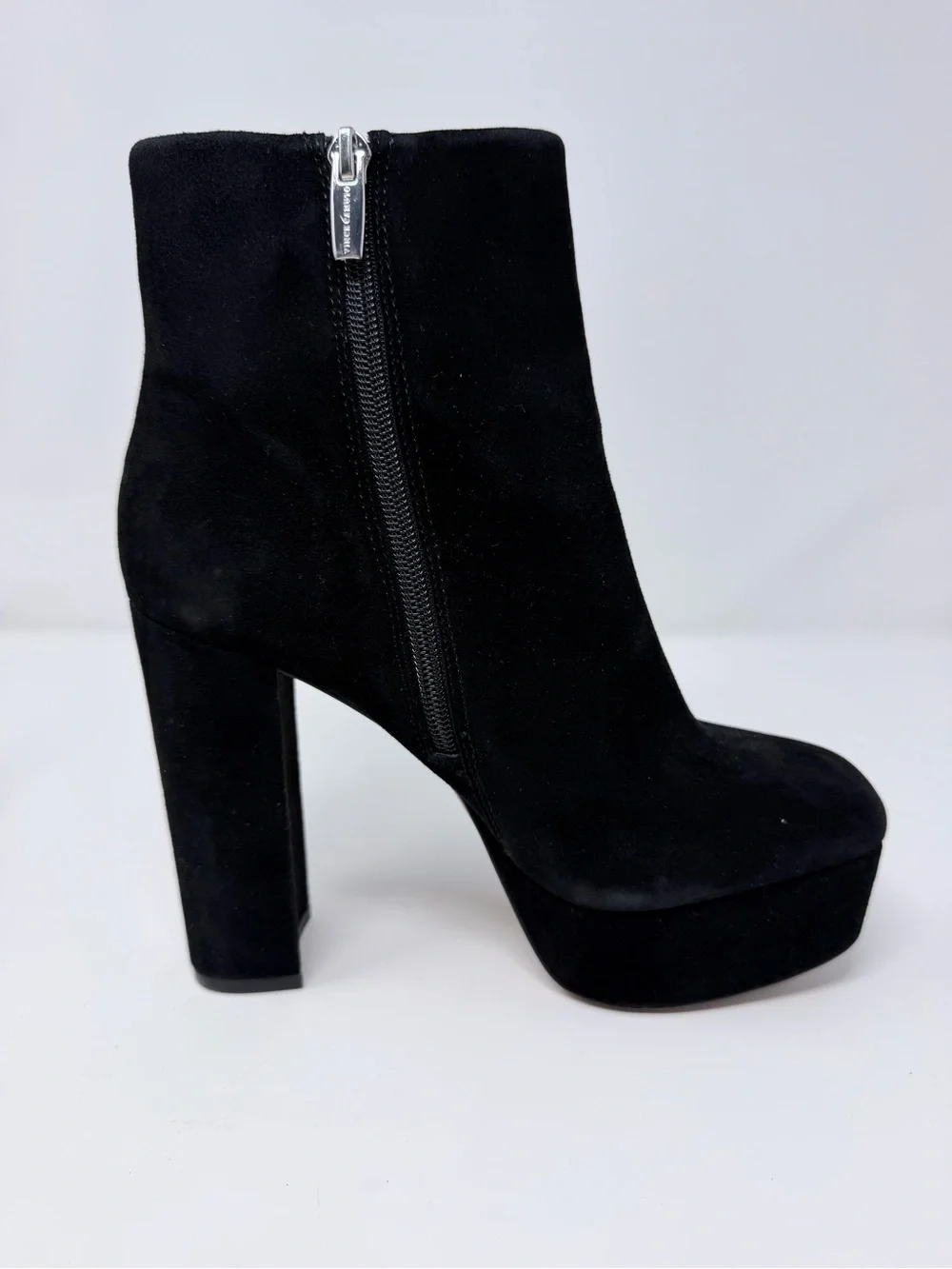 Vince Camuto Leslieon Black Suede Platform Ankle Boots Size 7.5 Block Heel